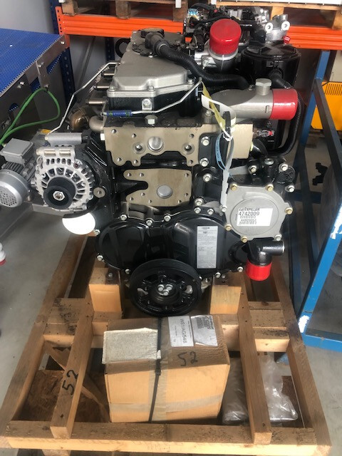 Silnik Caterpillar Cat C4.4 Acert Perkins 106 kW 145 KM (turbina) - Turbo untuk Peralatan pertanian: gambar 2 Silnik Caterpillar Cat C4.4 Acert Perkins 106 kW 145 KM (turbina) - Turbo untuk Peralatan pertanian: gambar 2