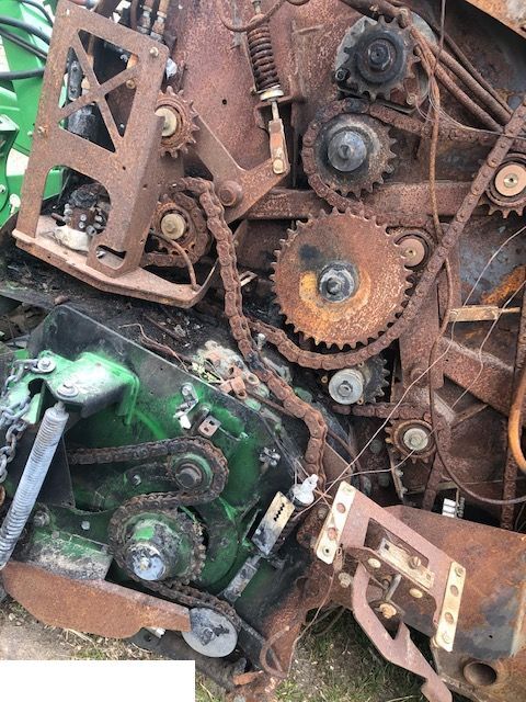 Suku cadang untuk Baler bulat John Deere V461M - Podbieracz: gambar 8
