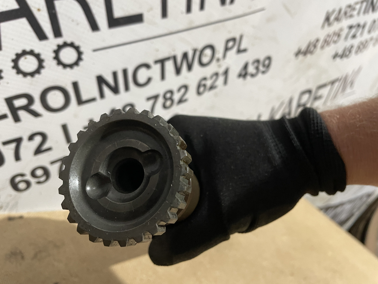 Valtra S354 Massey 8480 - skrzynia biegów - wałek 934152220351 - Gearbox untuk Peralatan pertanian: gambar 2 Valtra S354 Massey 8480 - skrzynia biegów - wałek 934152220351 - Gearbox untuk Peralatan pertanian: gambar 2