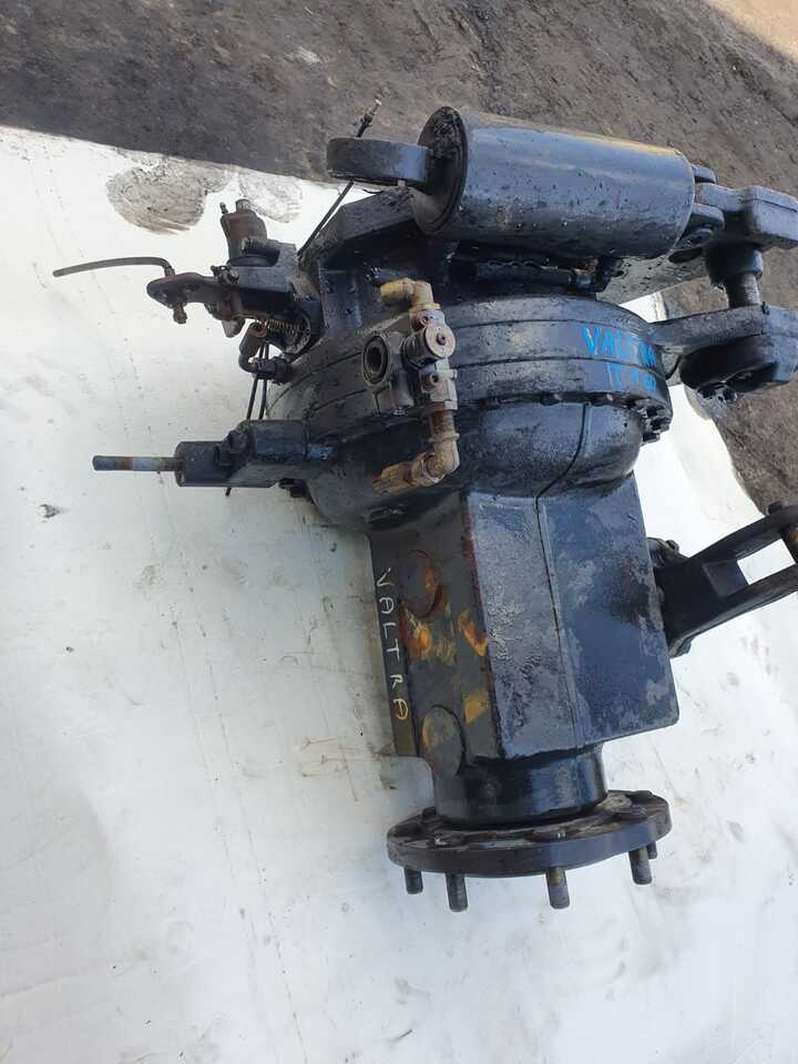 Valtra T120 - Zwolnica - Zwrotnica - Półoś - Skrzynia - Silnik - Siłowniki - Tylny WOM - Buku jari kemudi untuk Peralatan pertanian: gambar 2 Valtra T120 - Zwolnica - Zwrotnica - Półoś - Skrzynia - Silnik - Siłowniki - Tylny WOM - Buku jari kemudi untuk Peralatan pertanian: gambar 2