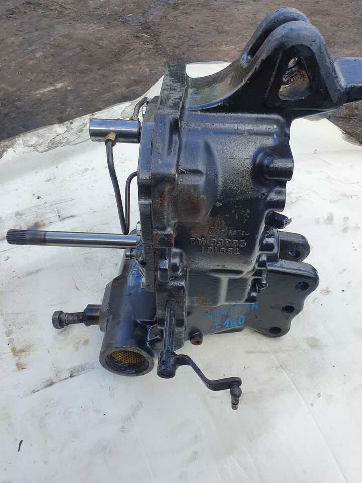 Buku jari kemudi untuk Peralatan pertanian Valtra T190  - Zwolnica - Zwrotnica - Półoś - Skrzynia - Silnik - Siłowniki - Tylny WOM: gambar 14