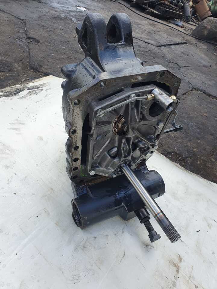 Buku jari kemudi untuk Peralatan pertanian Valtra T190  - Zwolnica - Zwrotnica - Półoś - Skrzynia - Silnik - Siłowniki - Tylny WOM: gambar 10