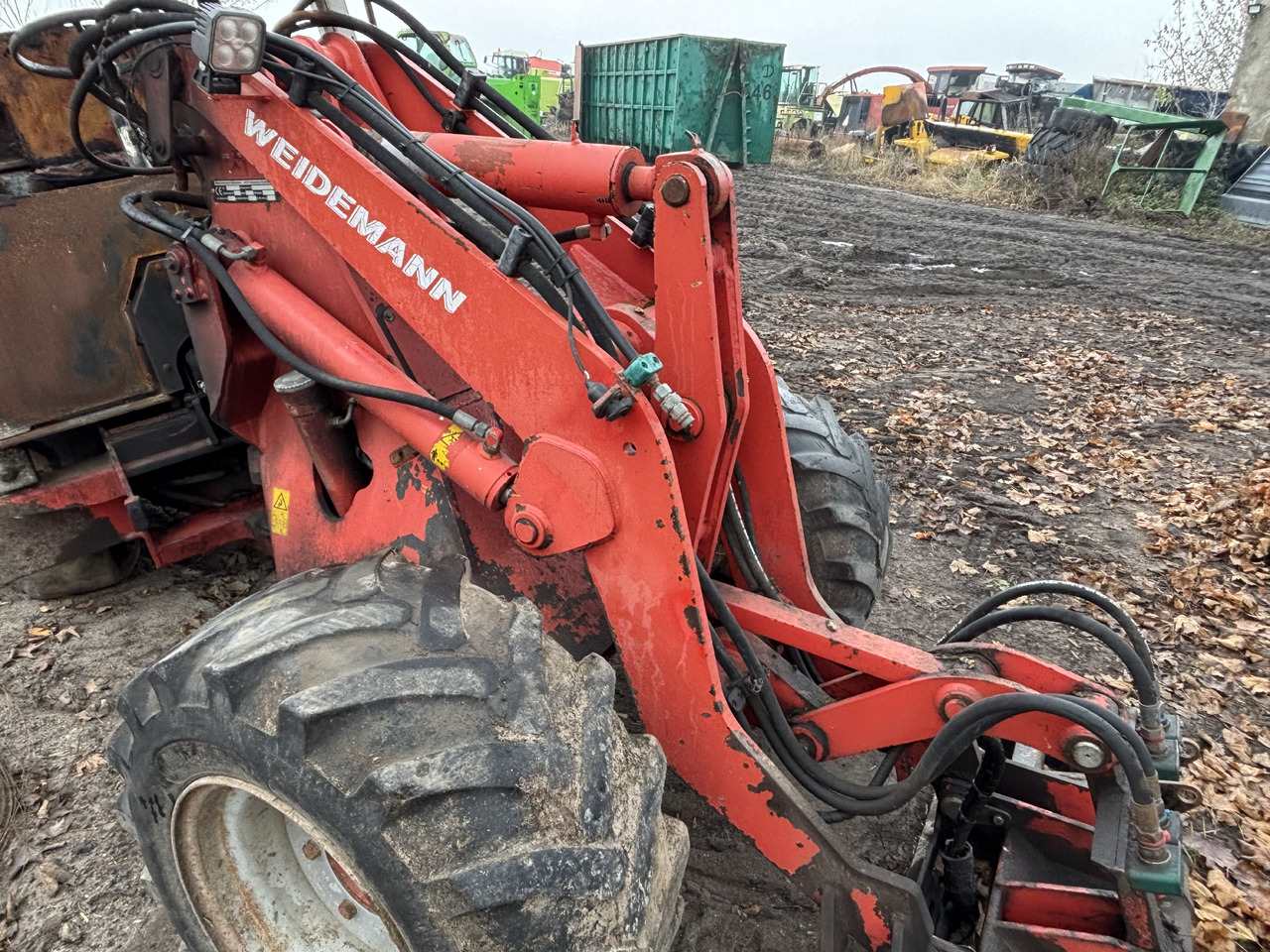 Weidemann 2006 2000rok Most Przedni Most Tylny Zwolnica Zwrotnica Obudowa Zawieszenie - Final drive untuk Peralatan pertanian: gambar 1 Weidemann 2006 2000rok Most Przedni Most Tylny Zwolnica Zwrotnica Obudowa Zawieszenie - Final drive untuk Peralatan pertanian: gambar 1