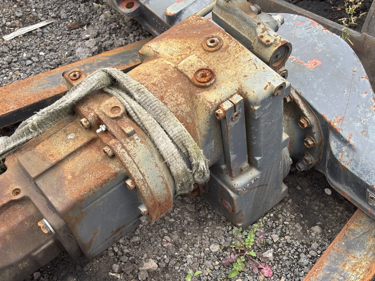 ZF AP-B755 2HL-100 Most Tylni Oś Tylnia Skrzynia Biegów Zwolnica Zwrotnica Pochwa CZĘŚCI - Final drive untuk Peralatan pertanian: gambar 5 ZF AP-B755 2HL-100 Most Tylni Oś Tylnia Skrzynia Biegów Zwolnica Zwrotnica Pochwa CZĘŚCI - Final drive untuk Peralatan pertanian: gambar 5