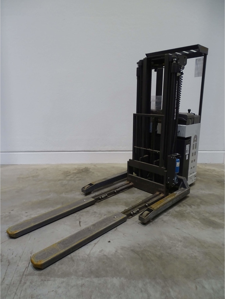 Atlet A/ATF/100DTFVJN480 - Penumpuk: gambar 3 Atlet A/ATF/100DTFVJN480 - Penumpuk: gambar 3