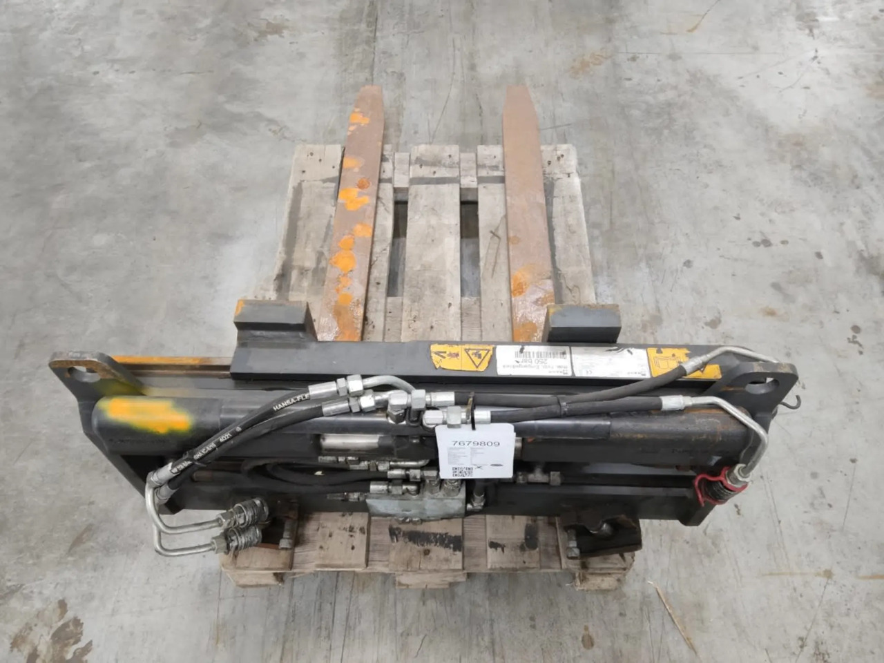 Kaup 1T411 - Lampiran untuk Peralatan untuk menangani material: gambar 3 Kaup 1T411 - Lampiran untuk Peralatan untuk menangani material: gambar 3