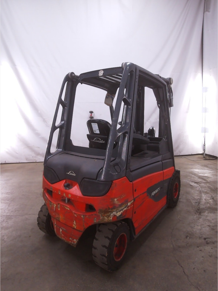 Linde E25-01 - Forklift listrik: gambar 3 Linde E25-01 - Forklift listrik: gambar 3