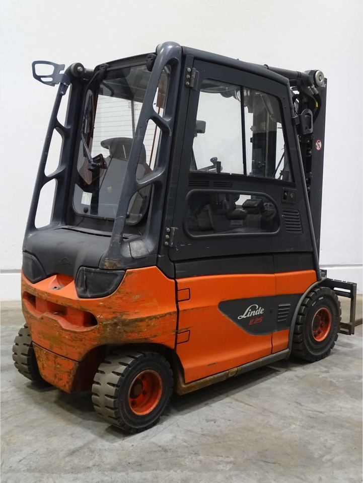 Linde E25-01 - Forklift listrik: gambar 3 Linde E25-01 - Forklift listrik: gambar 3