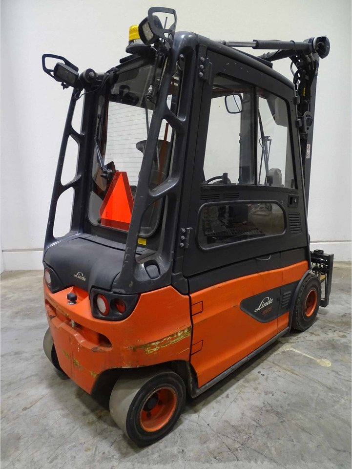 Linde E25L-01 - Forklift listrik: gambar 3 Linde E25L-01 - Forklift listrik: gambar 3