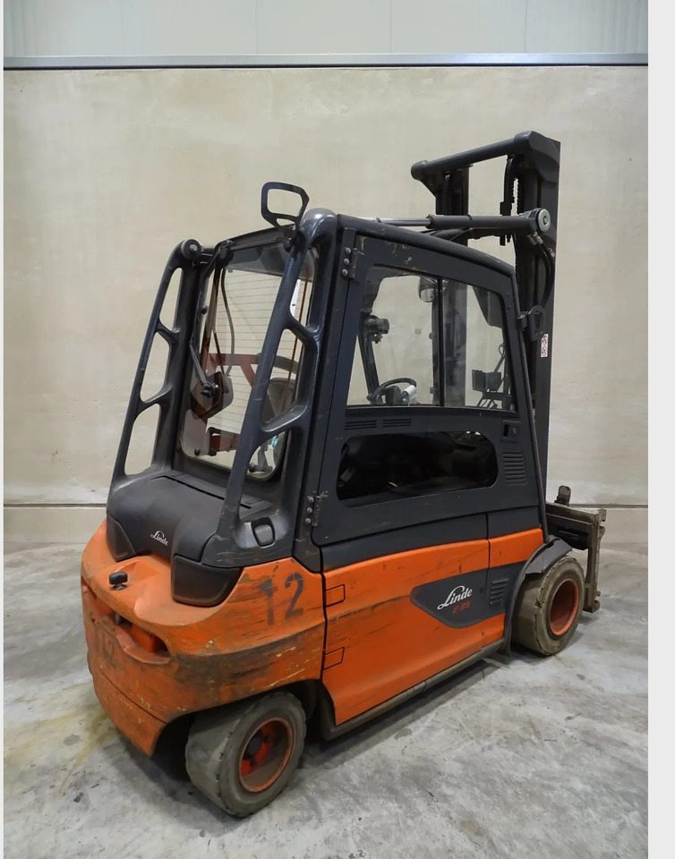 Linde E35L-01 - Forklift listrik: gambar 2 Linde E35L-01 - Forklift listrik: gambar 2