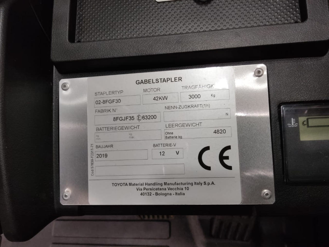 Toyota 02-8FGF30 - Forklift LPG: gambar 2 Toyota 02-8FGF30 - Forklift LPG: gambar 2
