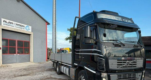 Volvo FH16-600. Euro 5 - Truk flatbed: gambar 2 Volvo FH16-600. Euro 5 - Truk flatbed: gambar 2