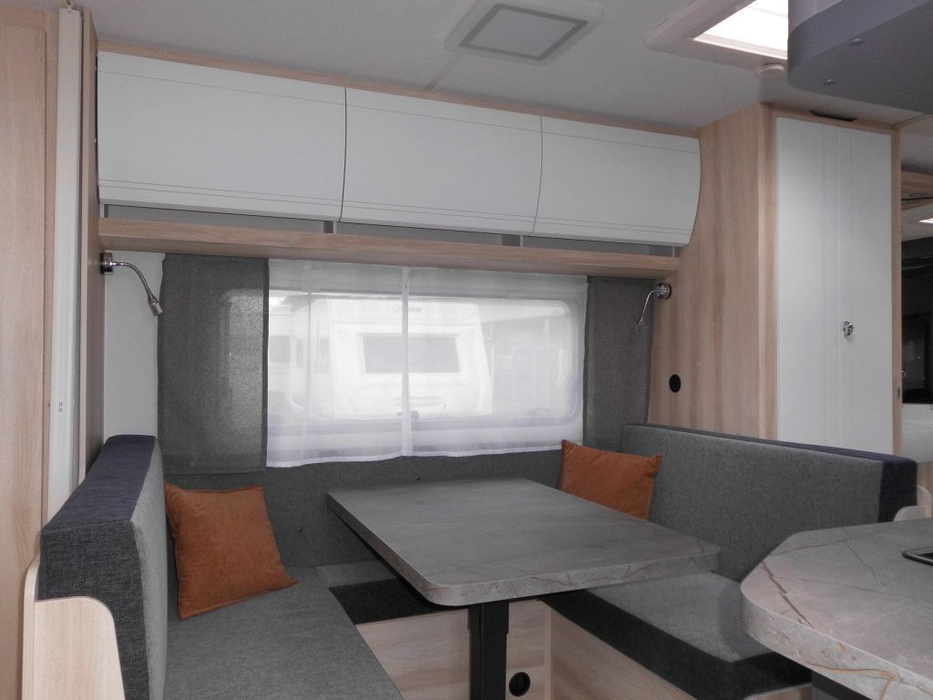 Hobby De Luxe 540 KMFe 2026 GARAGE AUTARK 1800kg. - Karavan: gambar 5 Hobby De Luxe 540 KMFe 2026 GARAGE AUTARK 1800kg. - Karavan: gambar 5