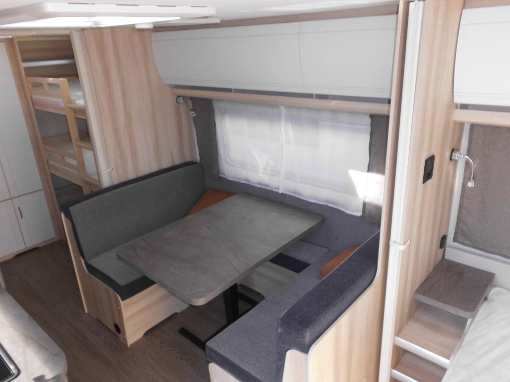 Hobby De Luxe 545 KMF 2026 3er Autark Backofen uvm.+ - Karavan: gambar 5 Hobby De Luxe 545 KMF 2026 3er Autark Backofen uvm.+ - Karavan: gambar 5