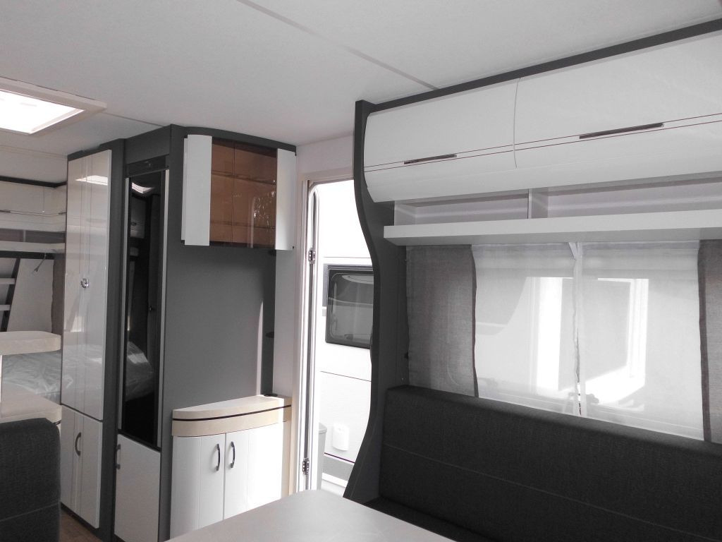 Karavan Hobby Excellent 560 CFe 2025 %Lagerabverkauf%: gambar 8