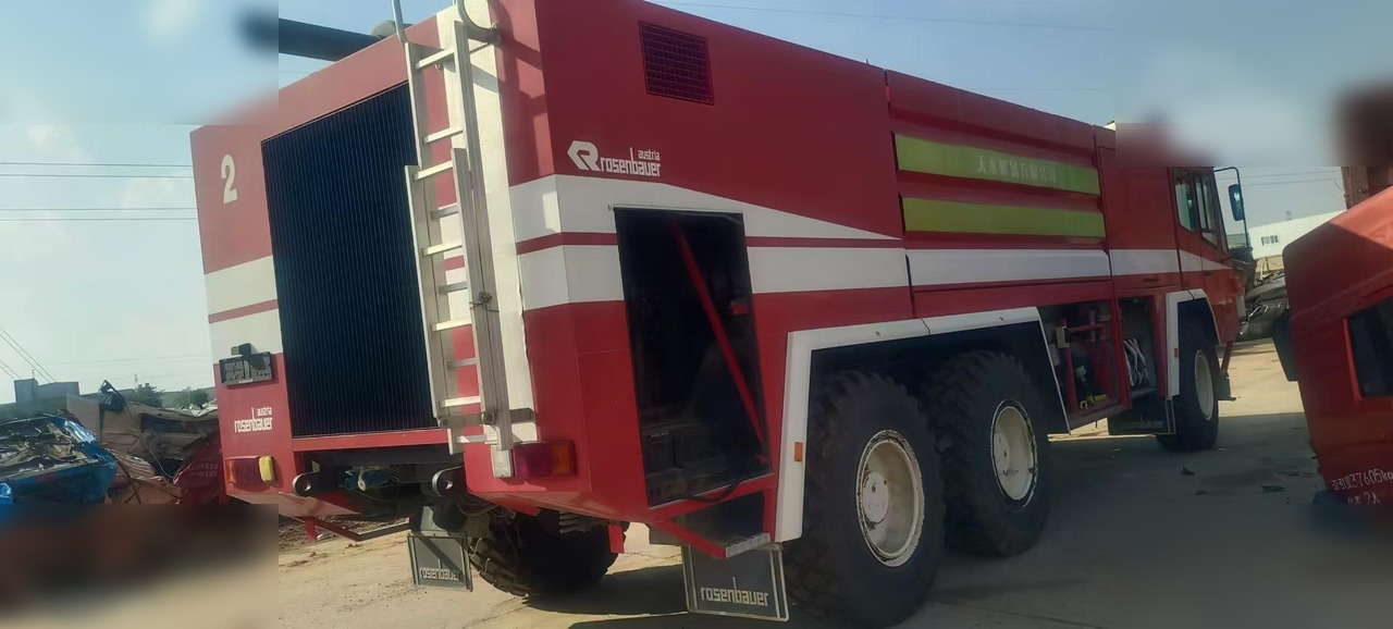 1995 ROSENBAUER FOX - Truk pemadam kebakaran: gambar 2 1995 ROSENBAUER FOX - Truk pemadam kebakaran: gambar 2