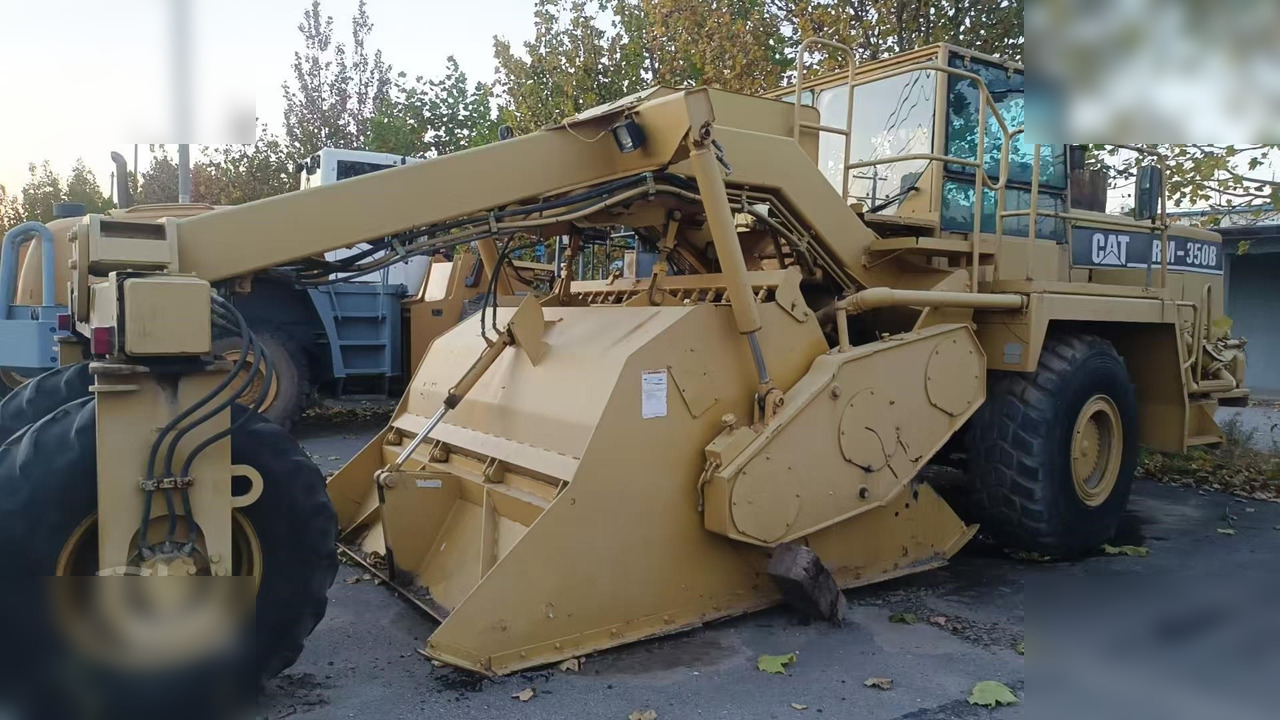 1998 CATERPILLAR RM-350B - Stabilisator tanah: gambar 2 1998 CATERPILLAR RM-350B - Stabilisator tanah: gambar 2