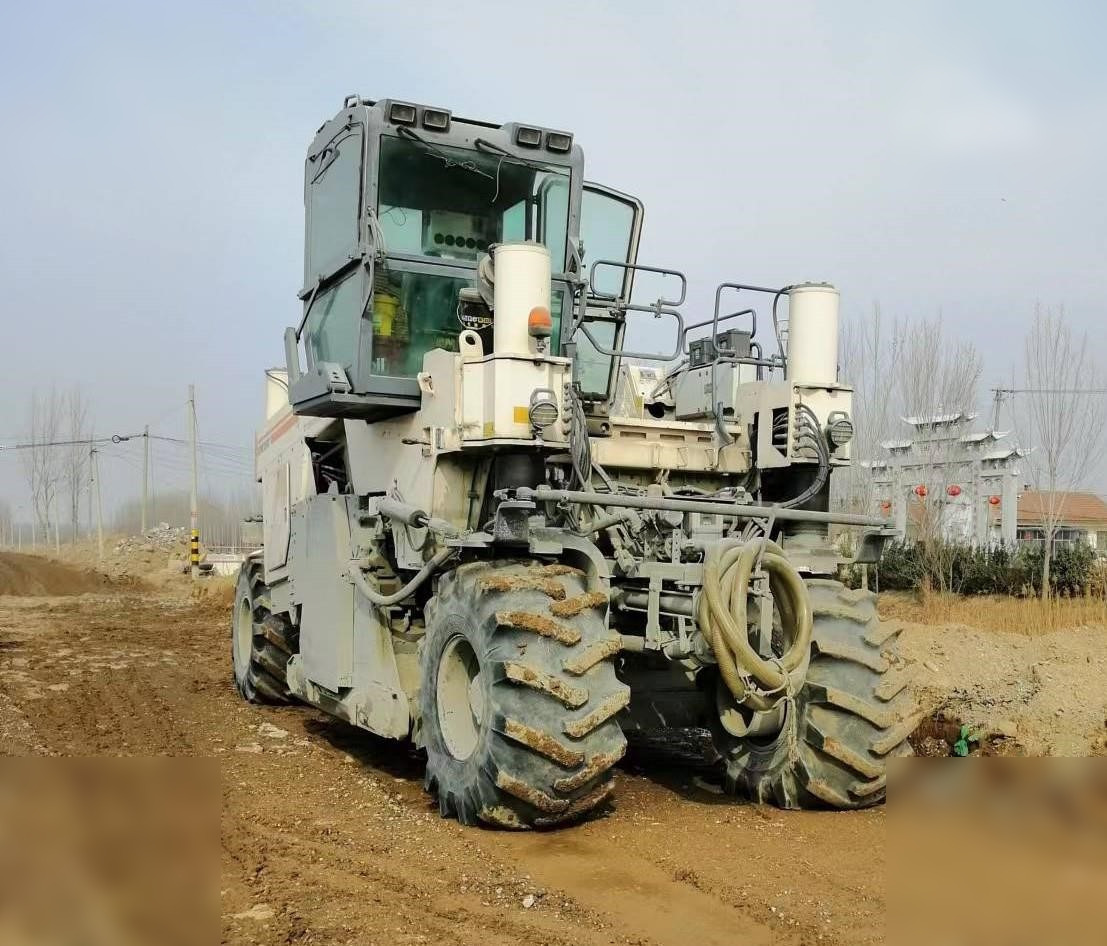2010 WIRTGEN WR2500S - Stabilisator tanah: gambar 3 2010 WIRTGEN WR2500S - Stabilisator tanah: gambar 3