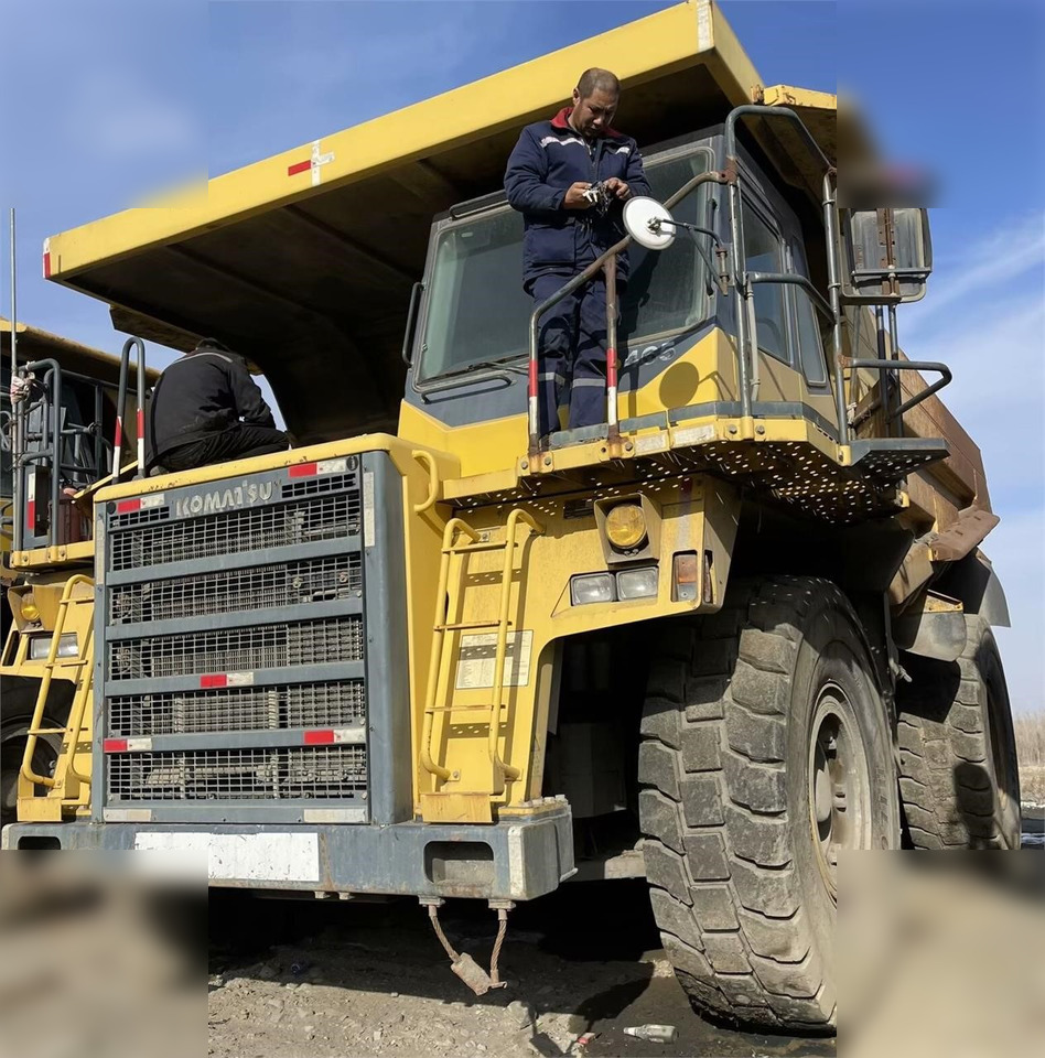 2011 KOMATSU HD465-7 - Truk batu/ Dumper iebes: gambar 1 2011 KOMATSU HD465-7 - Truk batu/ Dumper iebes: gambar 1