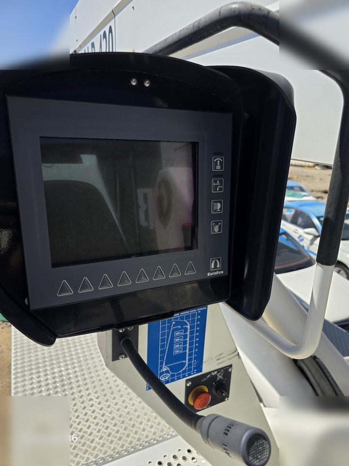 Leasing  2011 MERCEDES-BENZ ACTROS 4140 2011 MERCEDES-BENZ ACTROS 4140: gambar 8