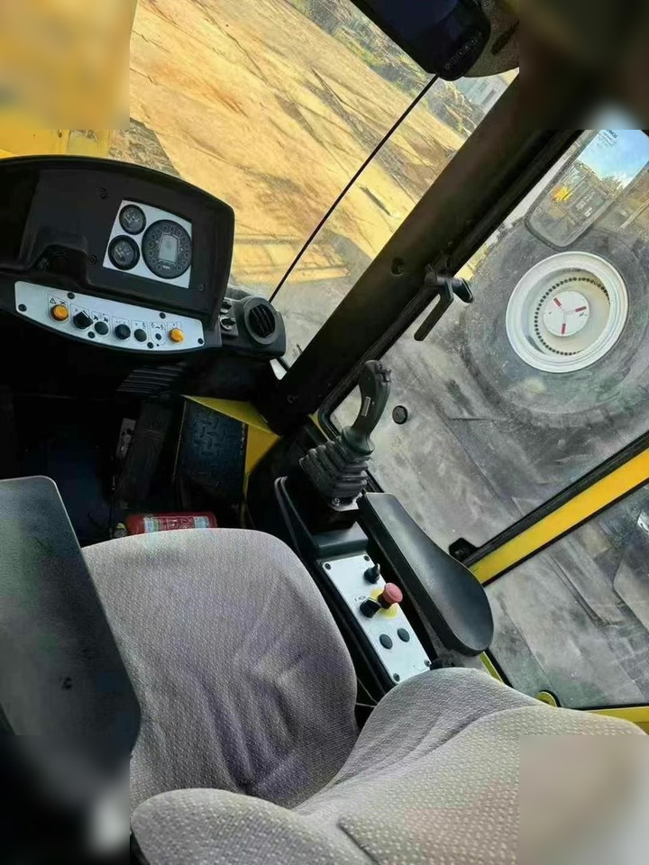 2013 BOMAG BC462RB - Pemadat: gambar 5 2013 BOMAG BC462RB - Pemadat: gambar 5