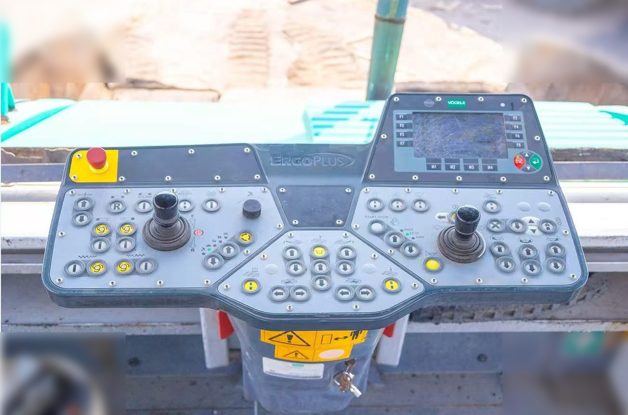 2015 VÖGELE SUPER 2100-3L - Paver aspal: gambar 5 2015 VÖGELE SUPER 2100-3L - Paver aspal: gambar 5