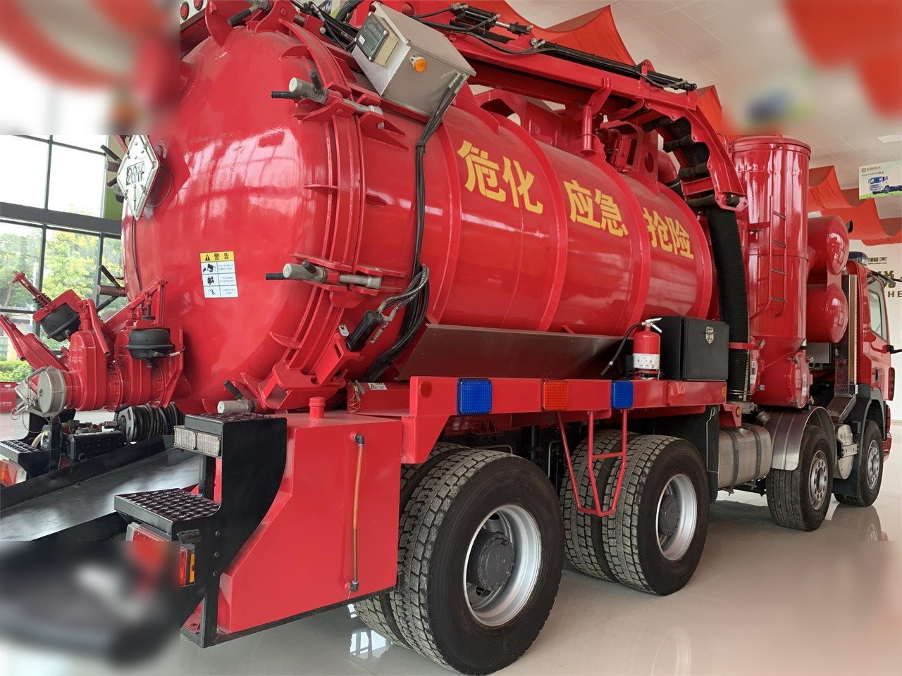 2016 PRESVAC 3150 - Truk vakum: gambar 1 2016 PRESVAC 3150 - Truk vakum: gambar 1