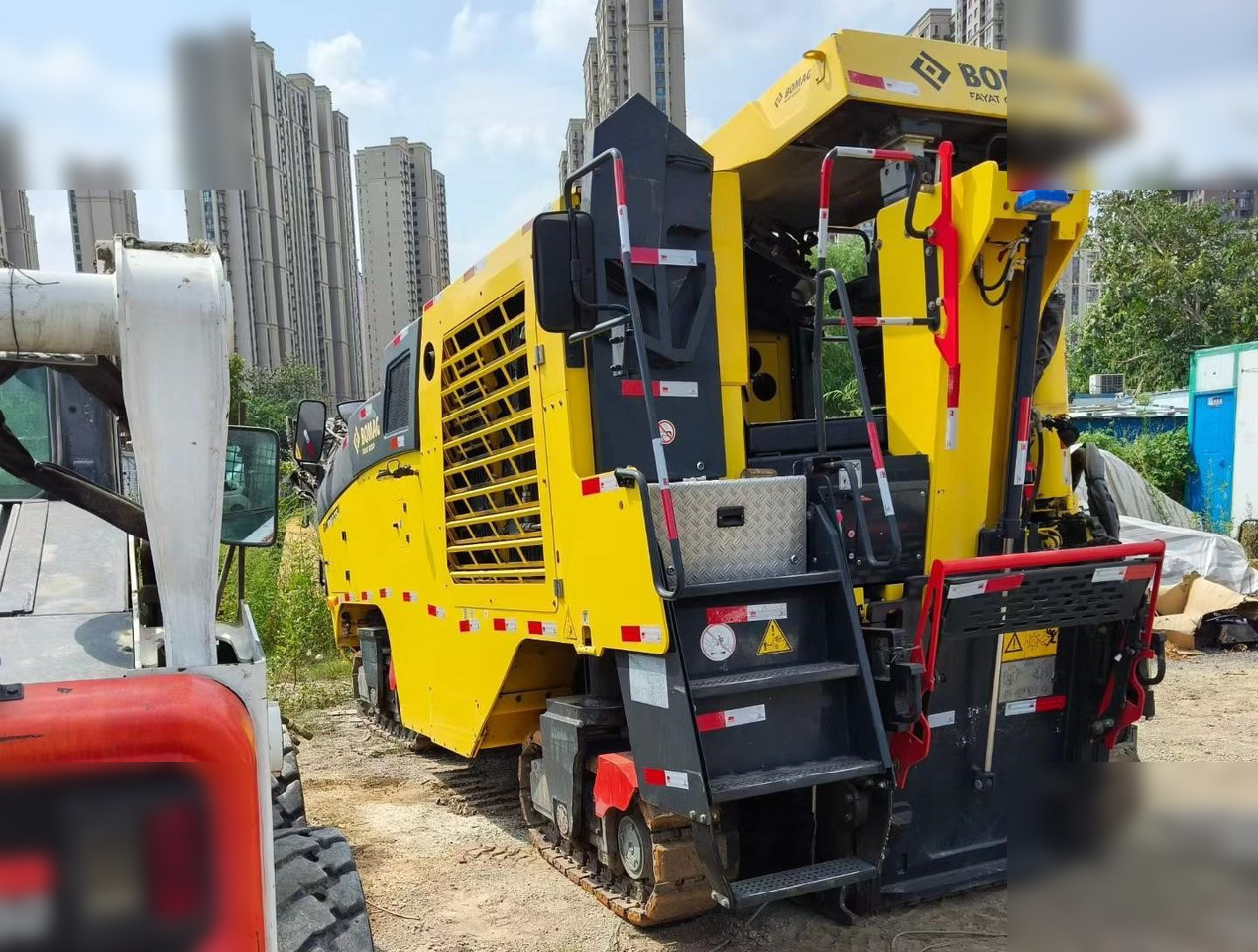 2018 BOMAG BM1000/35 - Mesin penggilingan jalan: gambar 3 2018 BOMAG BM1000/35 - Mesin penggilingan jalan: gambar 3