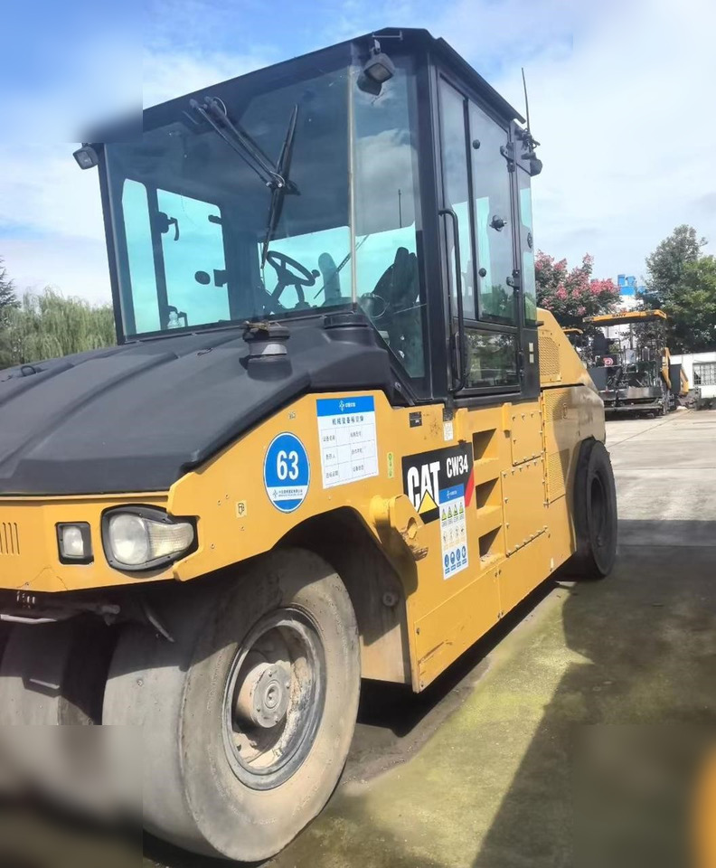 2019 CATERPILLAR CW34 - Roller pneumatik: gambar 2 2019 CATERPILLAR CW34 - Roller pneumatik: gambar 2