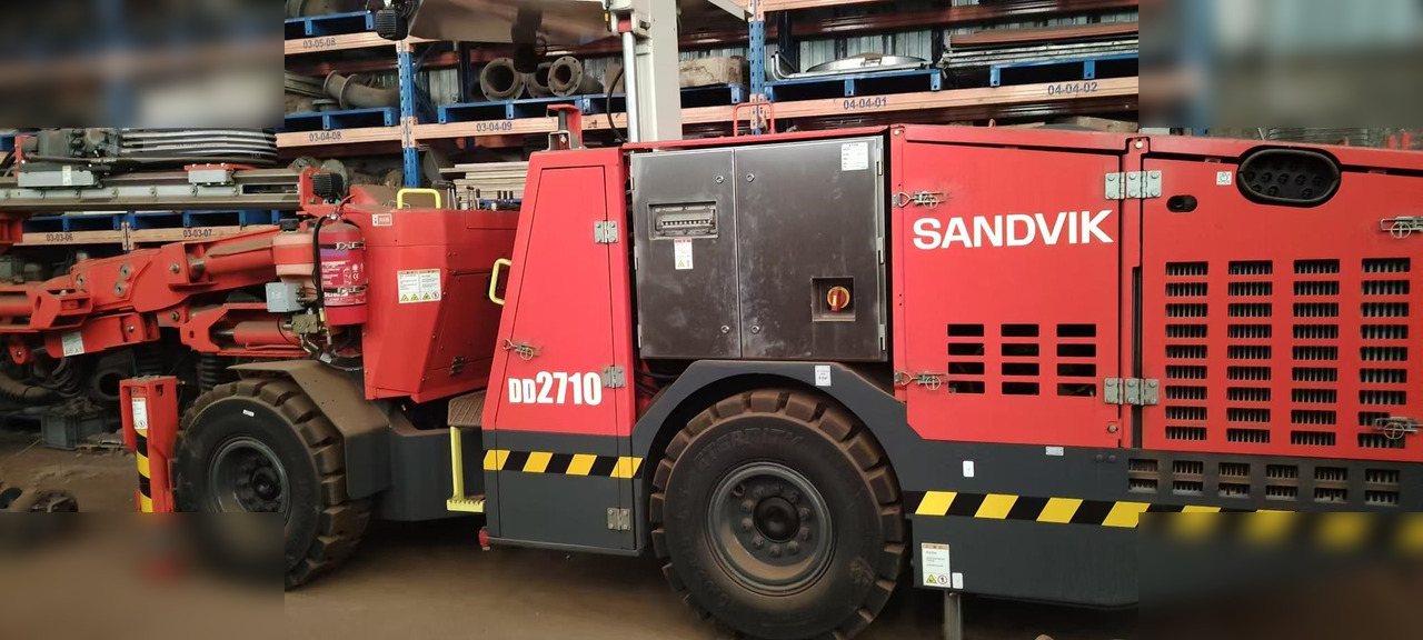 2023 SANDVIK DD2710 - Mesin bor terarah: gambar 1 2023 SANDVIK DD2710 - Mesin bor terarah: gambar 1