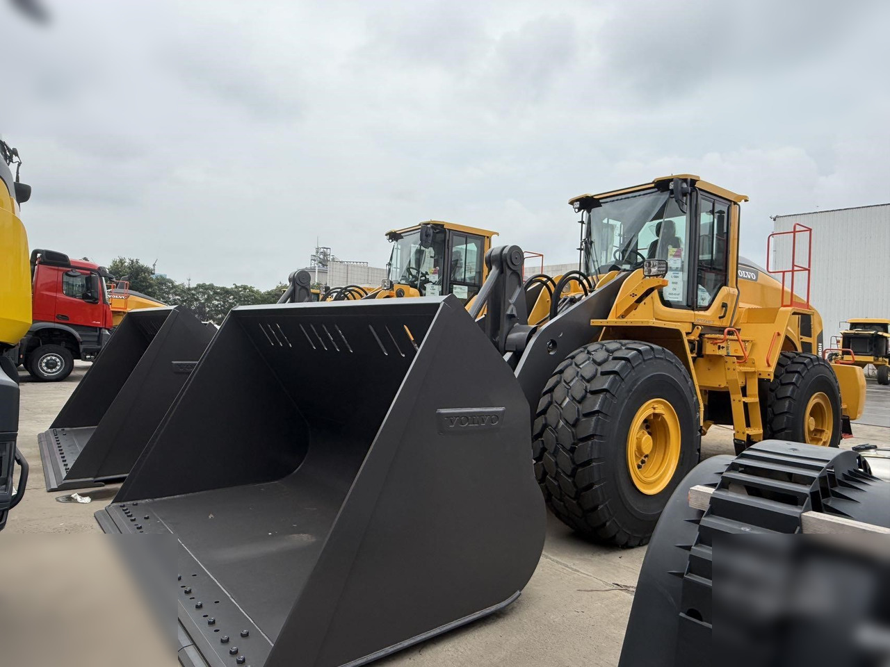 2025 VOLVO L180H - Wheel loader: gambar 1 2025 VOLVO L180H - Wheel loader: gambar 1