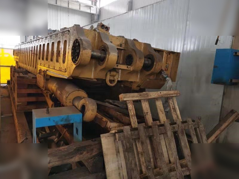 2012 CATERPILLAR EL2000 - Peralatan lainnya: gambar 2 2012 CATERPILLAR EL2000 - Peralatan lainnya: gambar 2