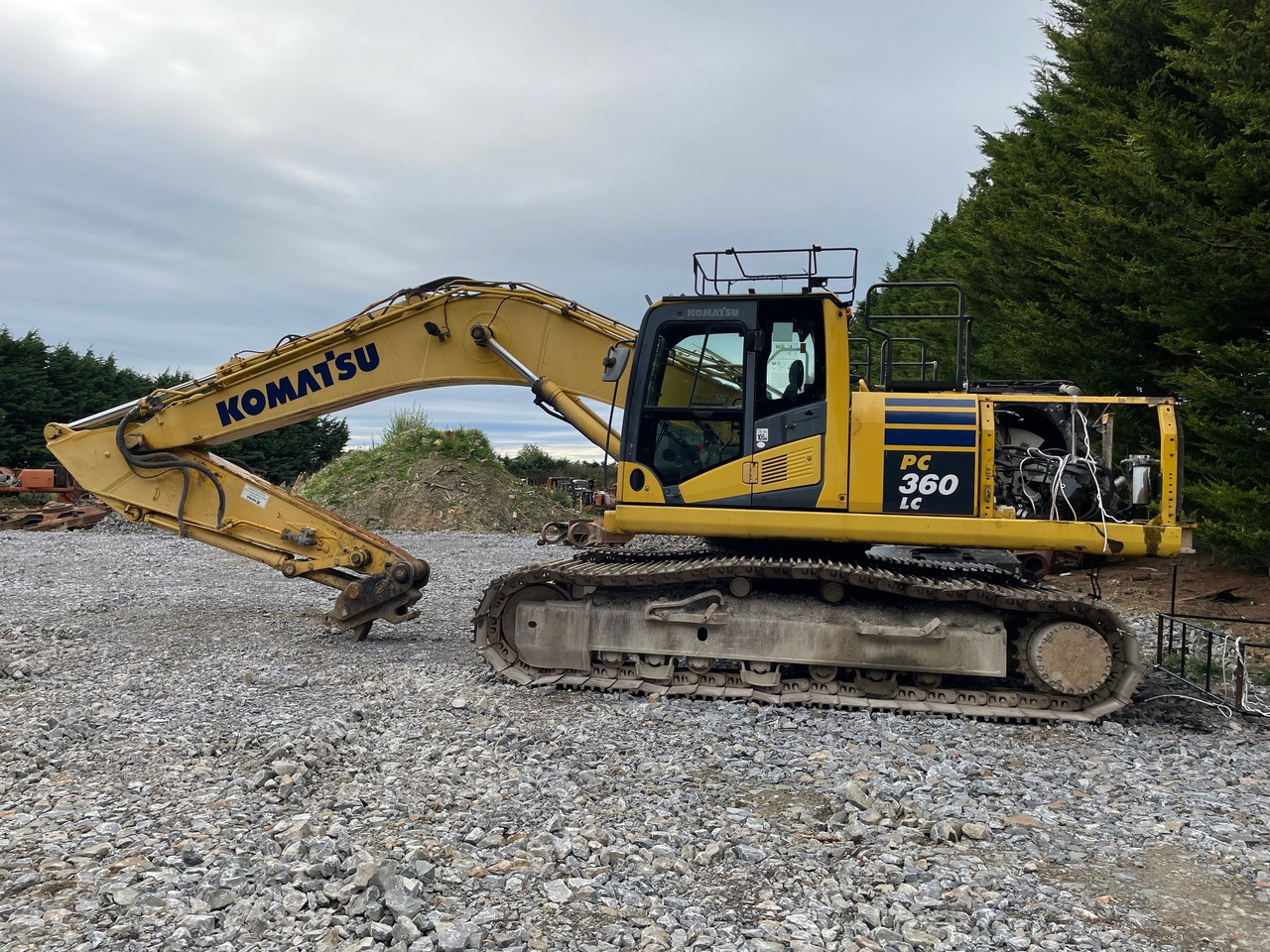 Komatsu PC360-10 - Ekskavator roda: gambar 1 Komatsu PC360-10 - Ekskavator roda: gambar 1