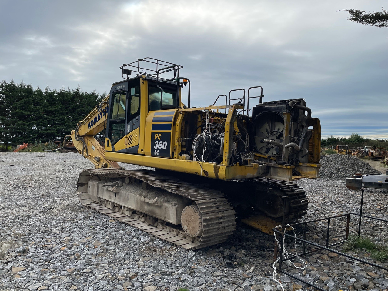 Komatsu PC360-10 - Ekskavator roda: gambar 3 Komatsu PC360-10 - Ekskavator roda: gambar 3