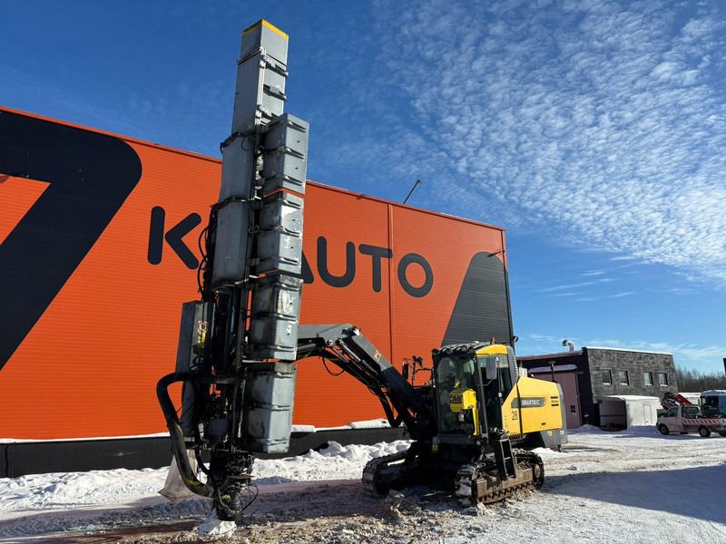 Atlas-Copco Smartroc T35-11 ARRIVING IN TWO WEEKS / LOCATION EDA - Anjungan pengeboran: gambar 1 Atlas-Copco Smartroc T35-11 ARRIVING IN TWO WEEKS / LOCATION EDA - Anjungan pengeboran: gambar 1