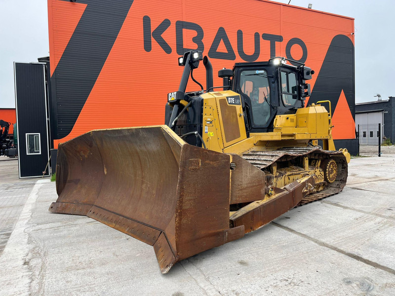 Caterpillar D7E LGP RIPPER / AC - Bulldozer: gambar 2 Caterpillar D7E LGP RIPPER / AC - Bulldozer: gambar 2