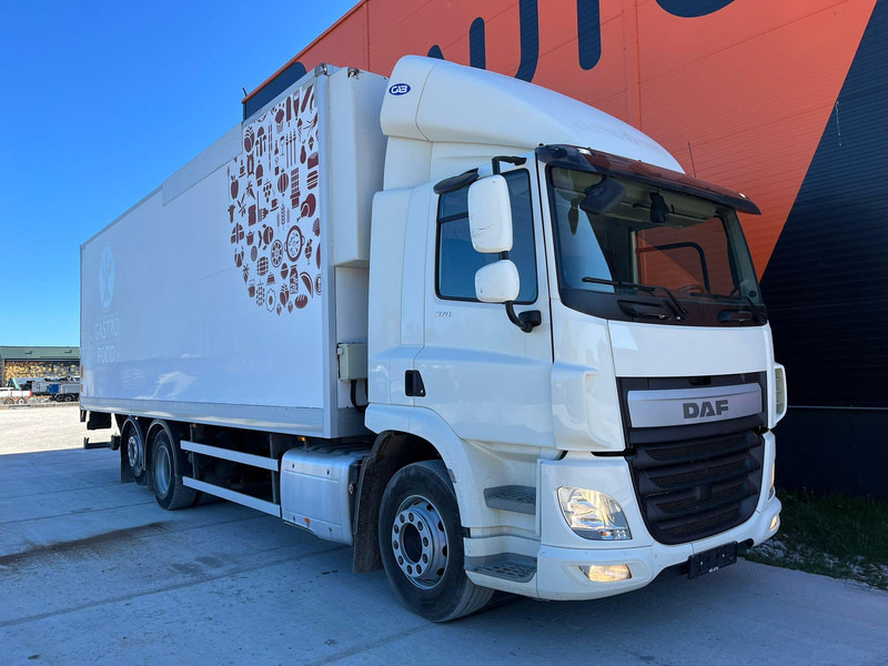 DAF CF 370 6x2 HULTSTEINS / BOX L=8744 mm - Truk berpendingin: gambar 4 DAF CF 370 6x2 HULTSTEINS / BOX L=8744 mm - Truk berpendingin: gambar 4