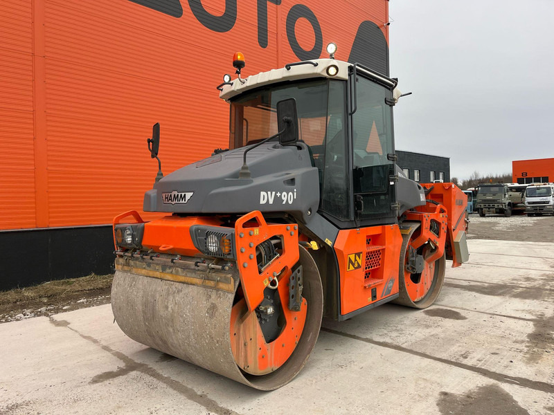 Hamm DV+ 90i VO-S Sand spreader BSWA 1700 - Roller: gambar 2 Hamm DV+ 90i VO-S Sand spreader BSWA 1700 - Roller: gambar 2