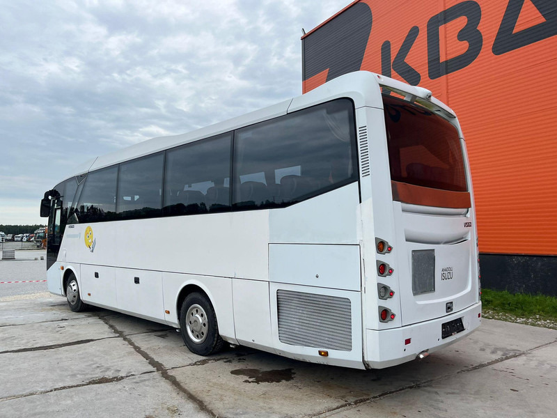 Isuzu Visigo 4x2 EURO 6 / 41 SEATS / AC - Bus pariwisata: gambar 5 Isuzu Visigo 4x2 EURO 6 / 41 SEATS / AC - Bus pariwisata: gambar 5