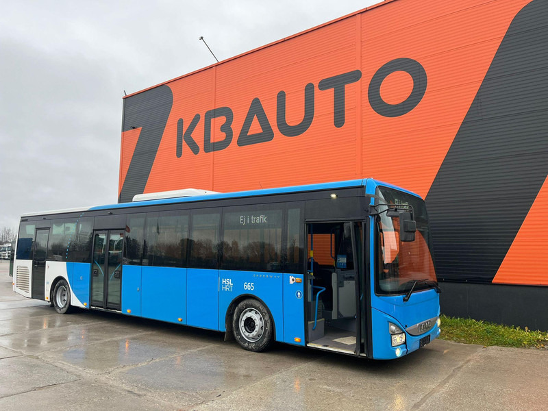 Iveco Crossway LE 4x2 AC / AUXILIARY HEATING / WHEELCHAIR RAMP - Bus kota: gambar 1 Iveco Crossway LE 4x2 AC / AUXILIARY HEATING / WHEELCHAIR RAMP - Bus kota: gambar 1