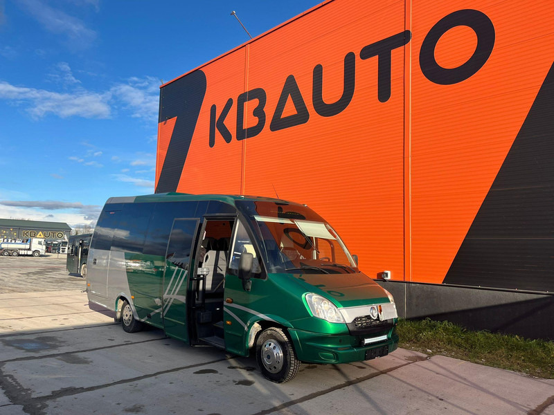 Iveco Indcar Wing 4x2 23 SEATS / AC / WEBASTO - Bus mini, Van penumpang: gambar 1 Iveco Indcar Wing 4x2 23 SEATS / AC / WEBASTO - Bus mini, Van penumpang: gambar 1