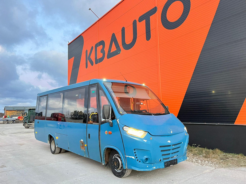 Iveco Kapena Thesi 7 PCS AVAILABLE /EURO 6 / 27 SEATS+5 STANDING / AC / AUXILIARY HEATING - Bus mini, Van penumpang: gambar 1 Iveco Kapena Thesi 7 PCS AVAILABLE /EURO 6 / 27 SEATS+5 STANDING / AC / AUXILIARY HEATING - Bus mini, Van penumpang: gambar 1