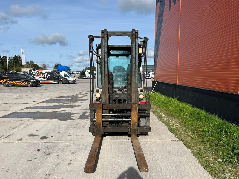 Kalmar DCD 55-6 H Rated capacity: 5500 kg / Lifting height: 3500 mm - Forklift diesel: gambar 3 Kalmar DCD 55-6 H Rated capacity: 5500 kg / Lifting height: 3500 mm - Forklift diesel: gambar 3