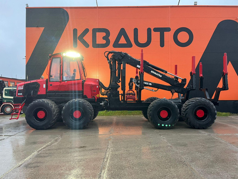 Komatsu 895 8x8 LOADFLEX / CRANE 165F - Trailer kehutanan: gambar 3 Komatsu 895 8x8 LOADFLEX / CRANE 165F - Trailer kehutanan: gambar 3