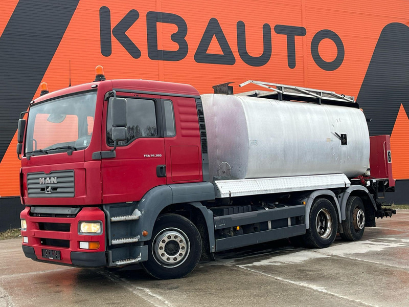 MAN TGA 26.360 6X2 Schäfer SRH 10000 / 3105 hours - Truk tangki: gambar 1 MAN TGA 26.360 6X2 Schäfer SRH 10000 / 3105 hours - Truk tangki: gambar 1