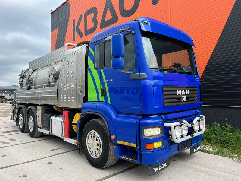 MAN TGA 26.430 6x2*4 TANK 13700 l / VACUUM MORO PM200R - 2283 hours / PRESSURE Pratissoli KF38 - 40 l/min - 150 bar - Truk vakum: gambar 3 MAN TGA 26.430 6x2*4 TANK 13700 l / VACUUM MORO PM200R - 2283 hours / PRESSURE Pratissoli KF38 - 40 l/min - 150 bar - Truk vakum: gambar 3