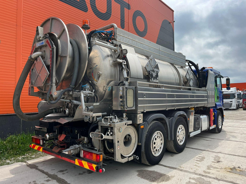 MAN TGA 26.430 6x2*4 TANK 13700 l / VACUUM MORO PM200R - 2283 hours / PRESSURE Pratissoli KF38 - 40 l/min - 150 bar - Truk vakum: gambar 5 MAN TGA 26.430 6x2*4 TANK 13700 l / VACUUM MORO PM200R - 2283 hours / PRESSURE Pratissoli KF38 - 40 l/min - 150 bar - Truk vakum: gambar 5