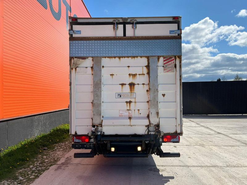 Truk box MAN TGL 12.240 4x2 BOX L=6812 mm: gambar 6