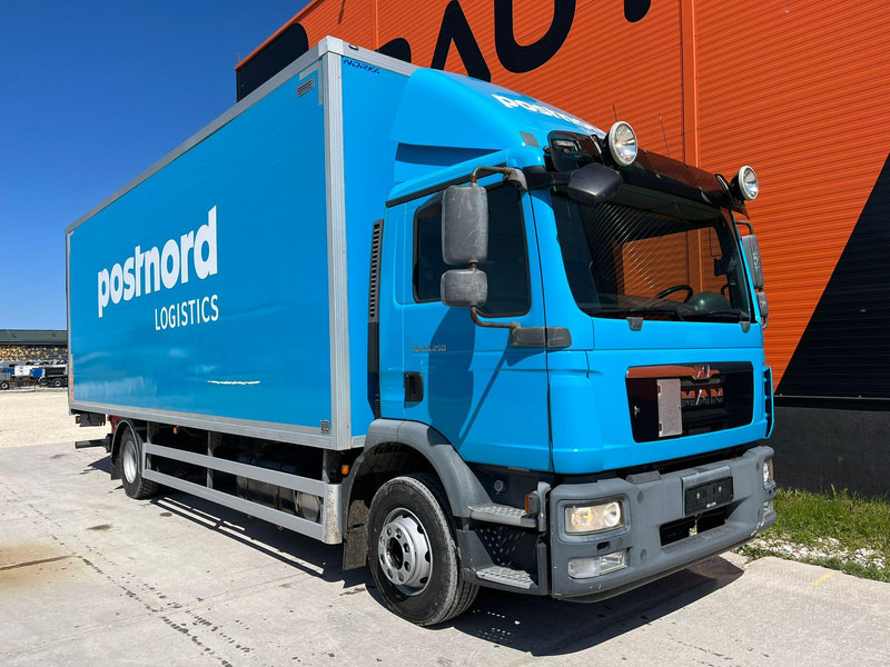 MAN TGM 15.250 4x2 BOX L=7531 mm - Truk box: gambar 3 MAN TGM 15.250 4x2 BOX L=7531 mm - Truk box: gambar 3