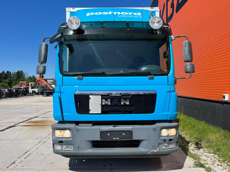 MAN TGM 15.250 4x2 BOX L=7531 mm - Truk box: gambar 2 MAN TGM 15.250 4x2 BOX L=7531 mm - Truk box: gambar 2